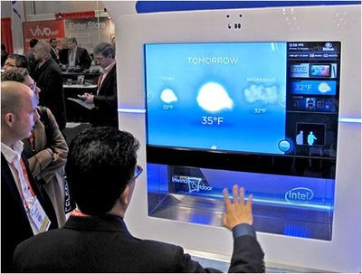 英特爾聯(lián)合InWindow推出新型互動(dòng)數(shù)字告示系統(tǒng)觸摸屏
